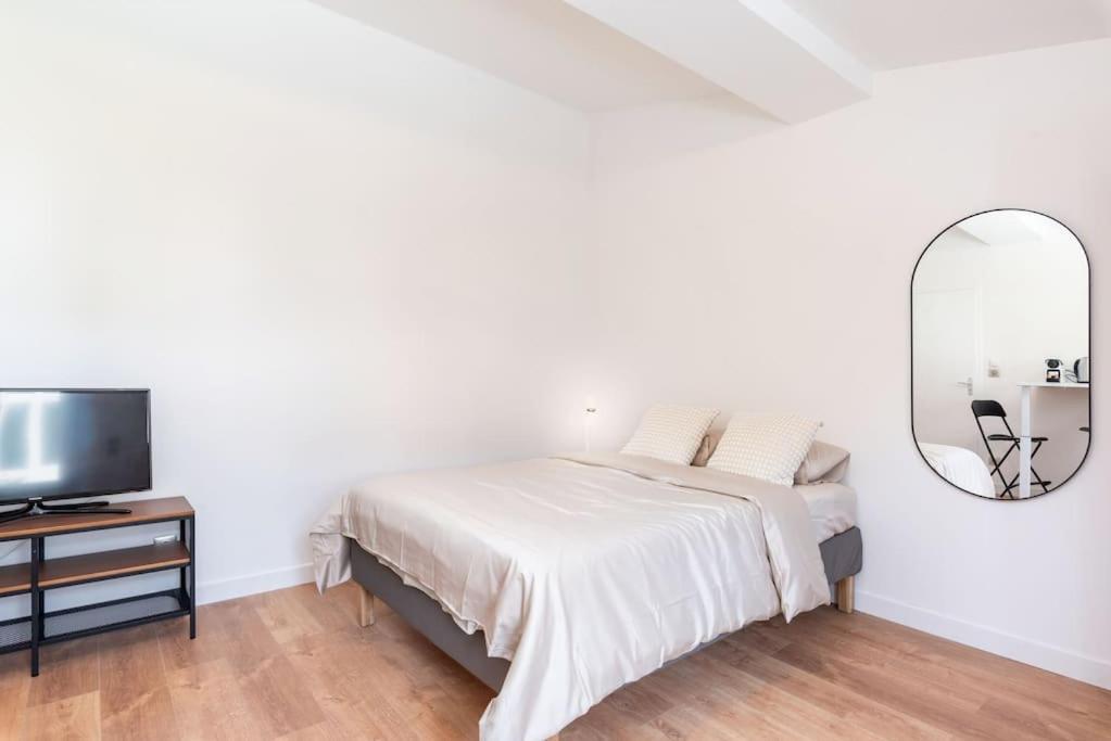 Lumignons Lyonnais - Doua Apartment วีเลอร์บาน ภายนอก รูปภาพ