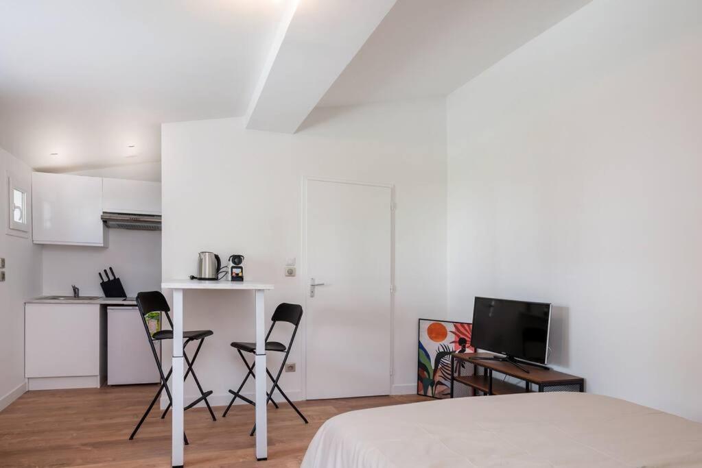Lumignons Lyonnais - Doua Apartment วีเลอร์บาน ภายนอก รูปภาพ