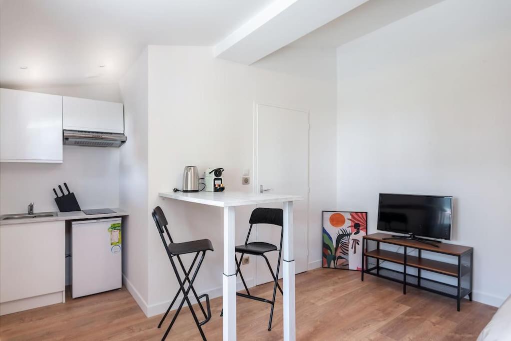 Lumignons Lyonnais - Doua Apartment วีเลอร์บาน ภายนอก รูปภาพ